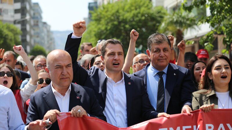 Cumhuriyet Halk Partisi Lideri Özgür Özel: “Taksim Meydanı Emekçilerindir”