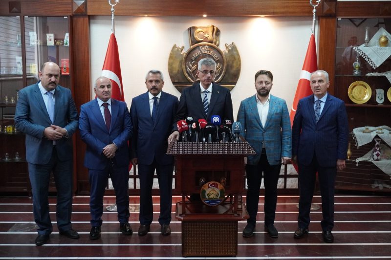 Bakan Memişoğlu:”Türkiye’nin  en iyi şehir hastanesini kısa zamanda hizmete sunacağız”