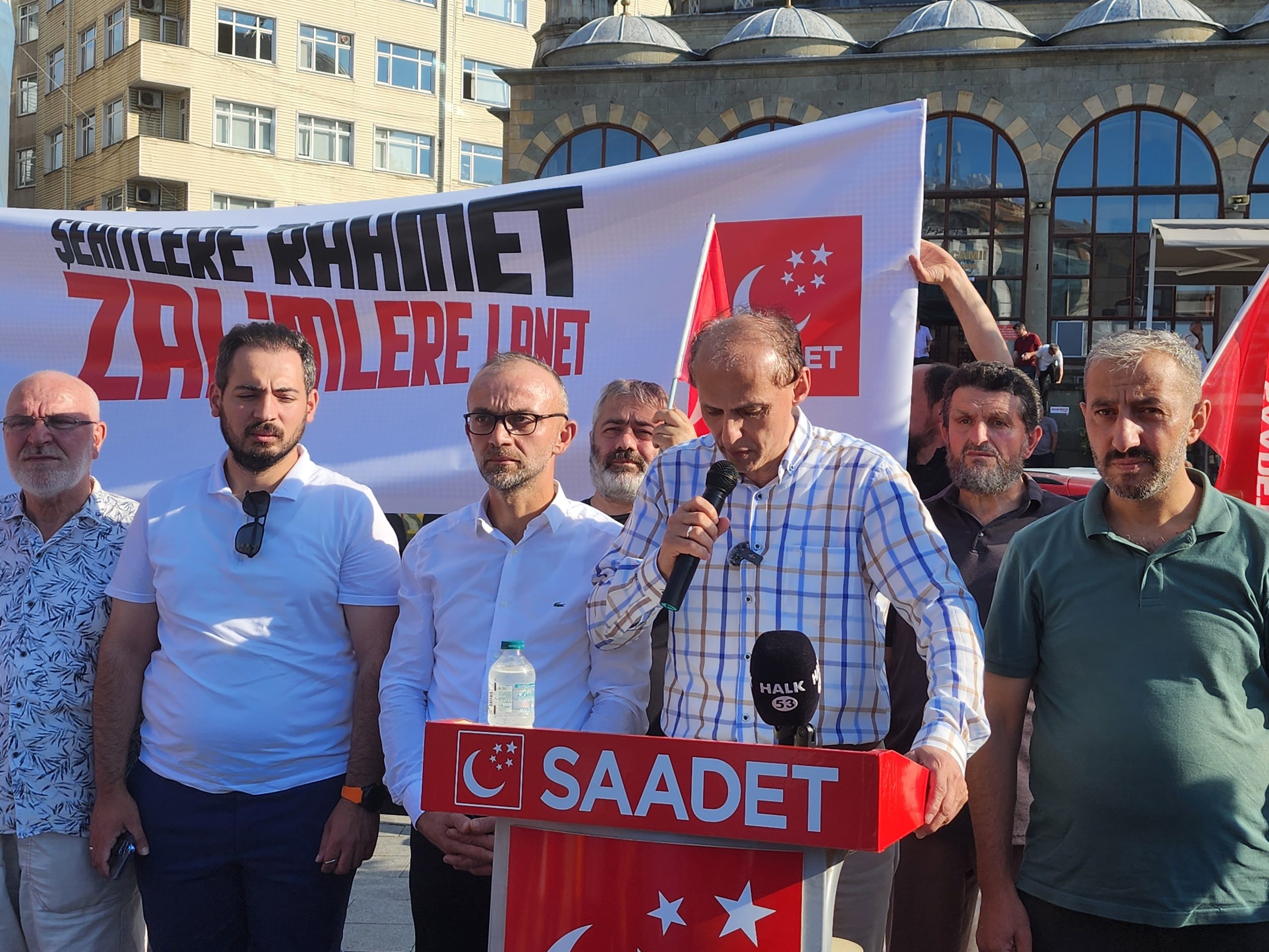 “İslam ülkelerinin bu sessizliği, İsrail’e cesaret veren en başat unsur olmuştur”