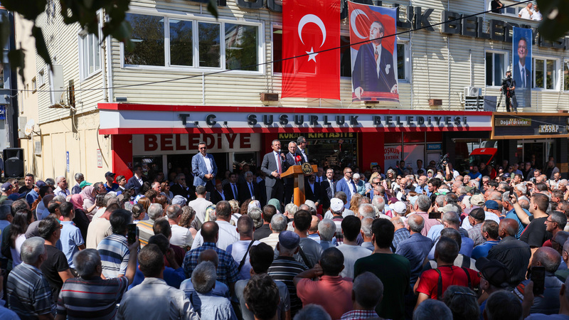 CHP lideri Özel: “Tayyip Bey Ortada Yok, AK Partililer Ortada Yok”