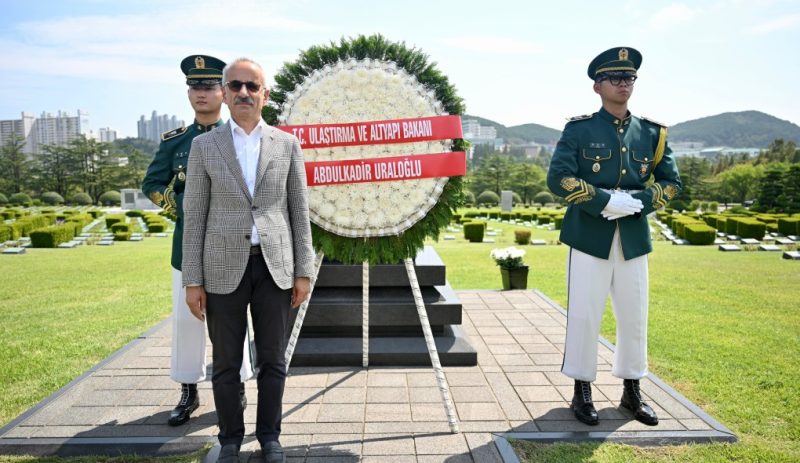 Ulaştırma ve Altyapı Bakanı