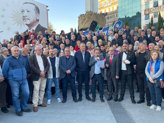 Rize  CHP’den Ahmet Özer İçin Protesto Eylemi