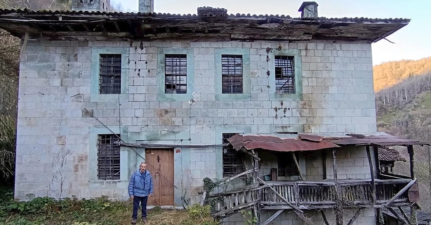 Rize'nin Pazar ilçesi Ortayol