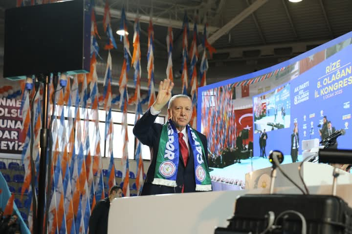 Cumhurbaskanı Erdoğan AK Parti Rize 8. Olağan İl Kongresi’nde konustu