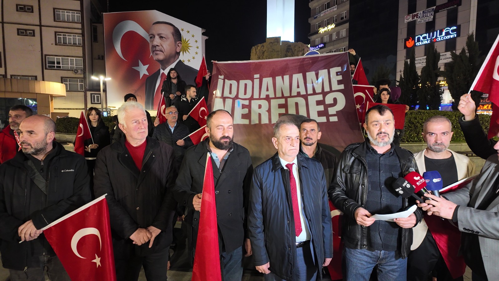 Karaman: “Genel Başkanımız 64 Gündür Silivri’ de Rehin Tutuluyor”
