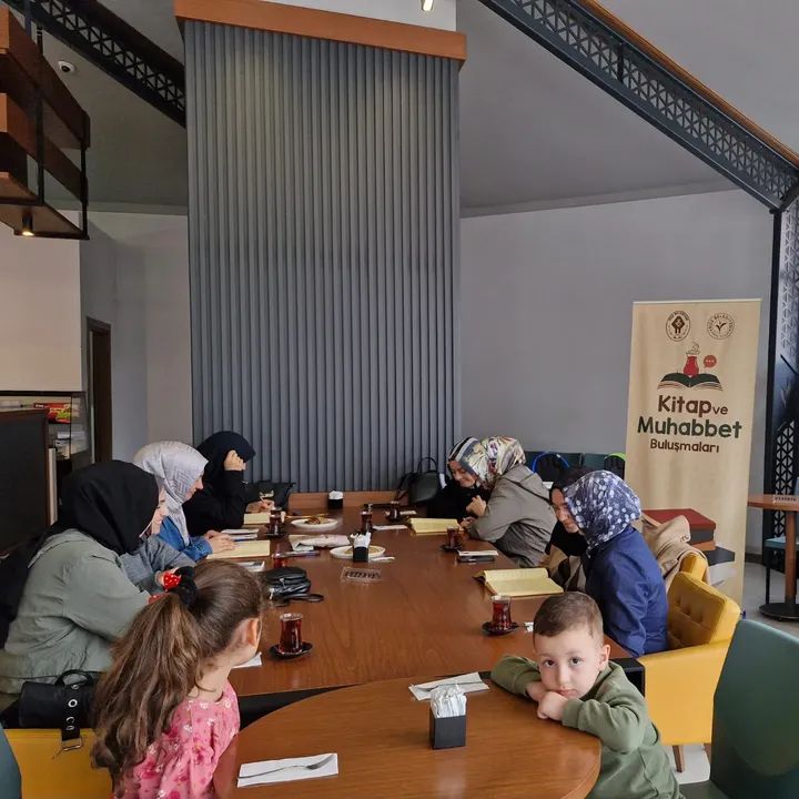 Kitap ve Muhabbet”te Fıkıh Tahlili: