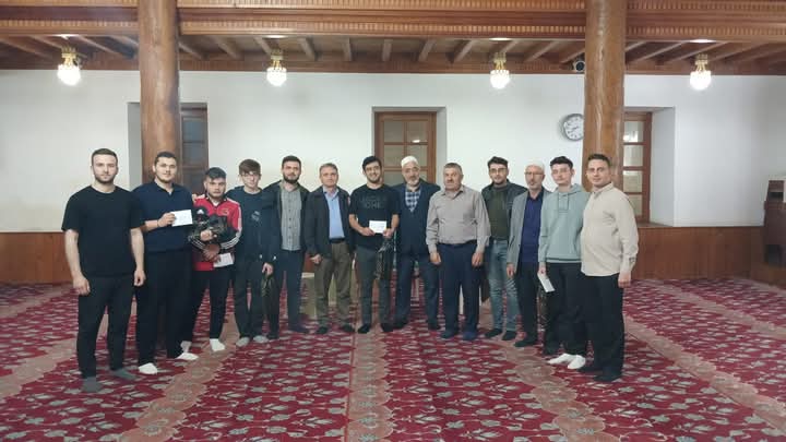 Fındıklı’da yirmi kısa hadis meali ezberleme yarışması düzenlendi