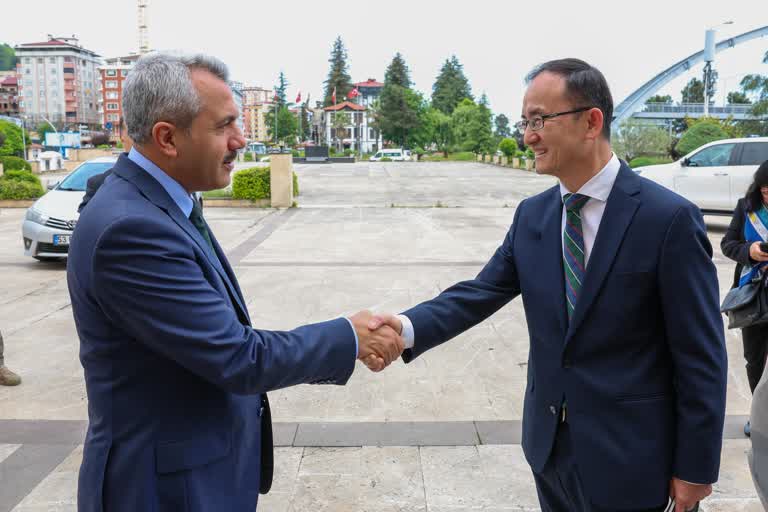 “Çayın Ahengi ve İpekyolu