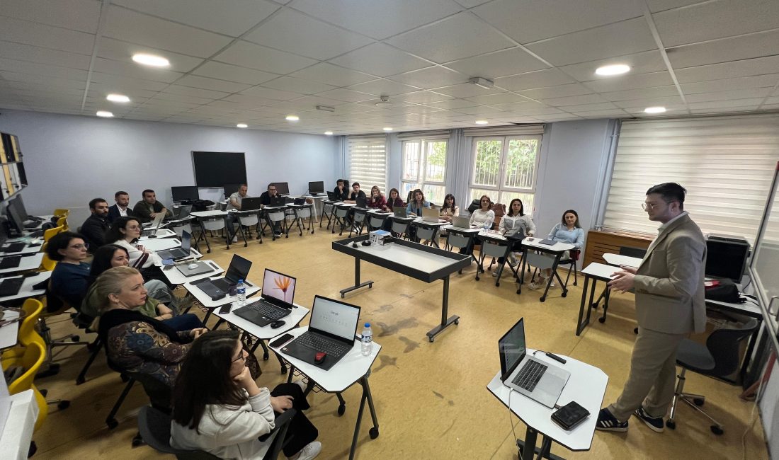 Farklı branşlarda öğretmenlere yönelik