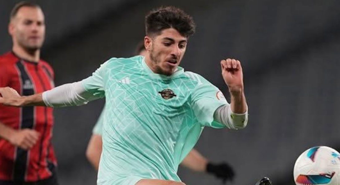 Futbolu bilen yönetici olmaması