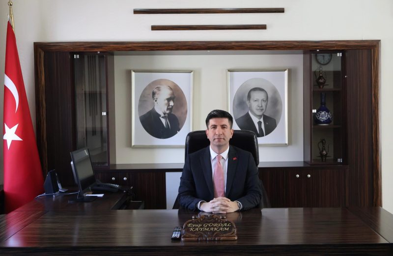 Güneysu’ya Kaymakam atanan Eyüp Gürdal görevine başladı