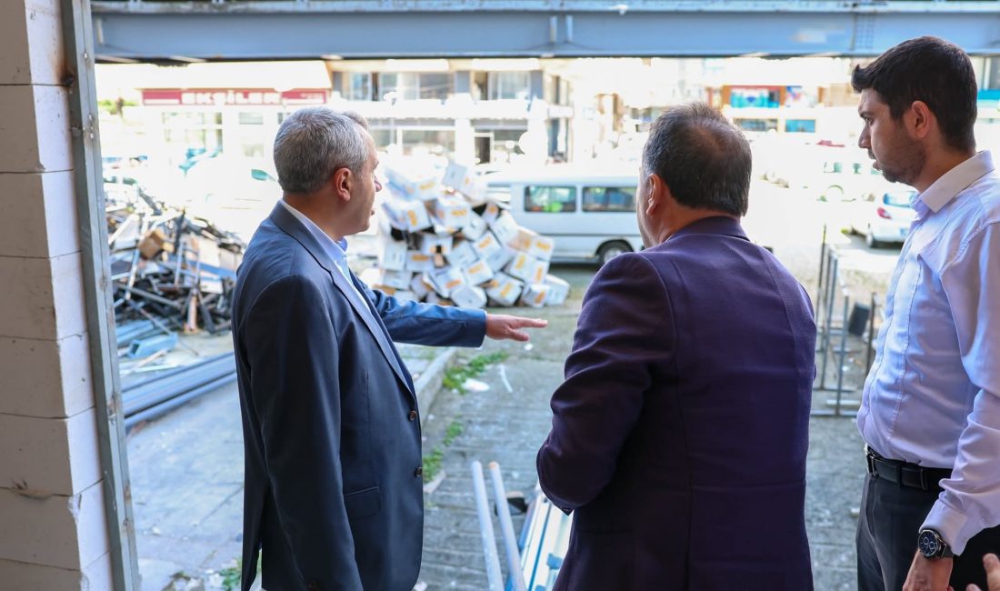 Vali İhsan Selim Baydaş,