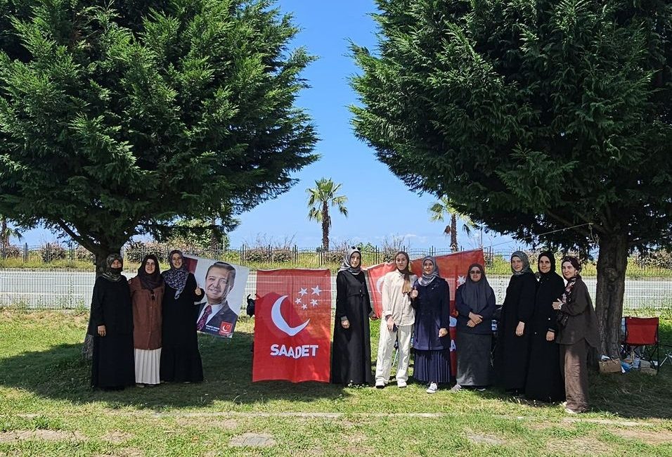 Saadet Partisi Ardeşen Kadın Kolları, teşkilat çalışmalarını farklı ve keyifli