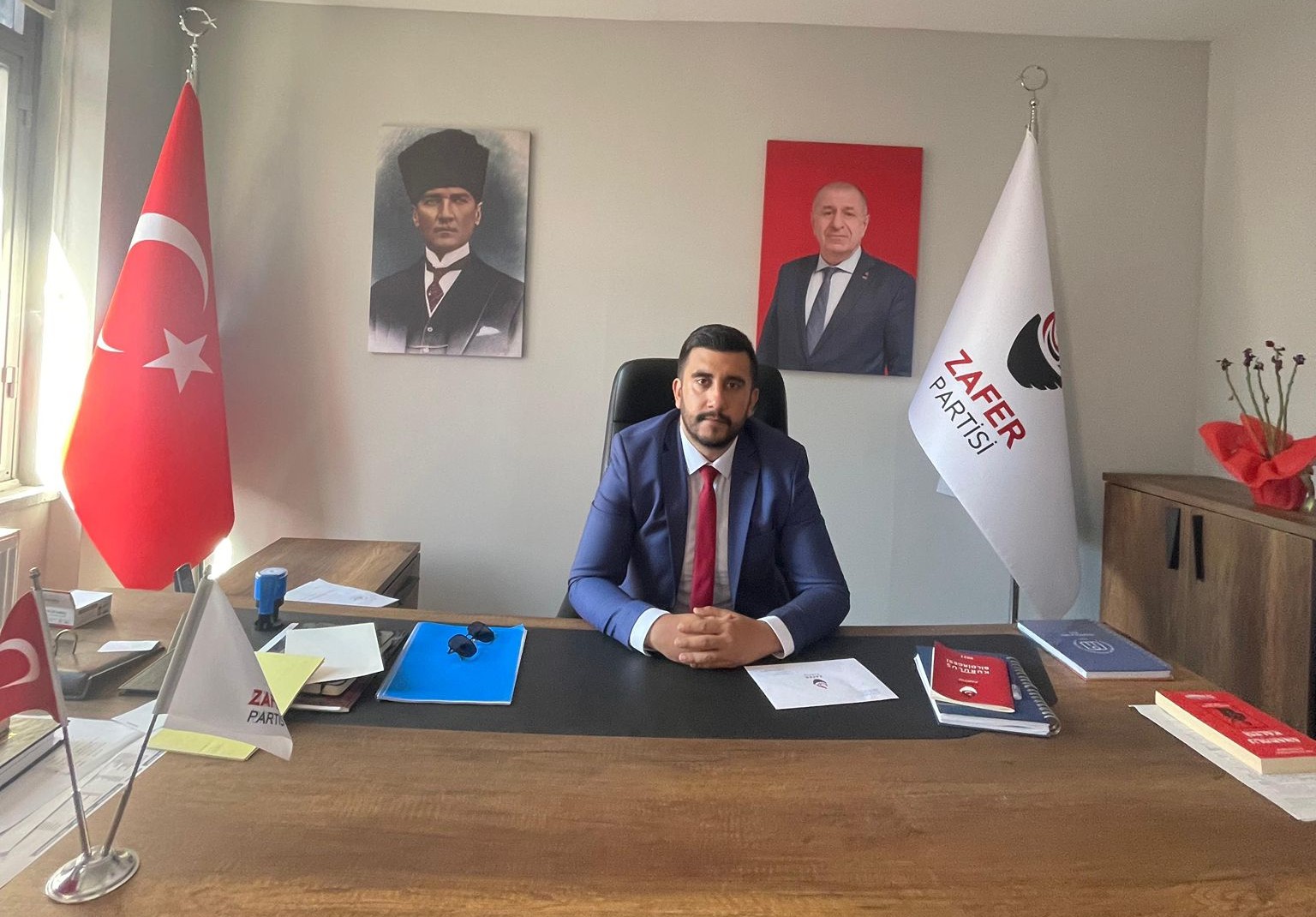 Zafer Partisi Rize İl Başkan Vekili Alihan Kandiş, yaş çay