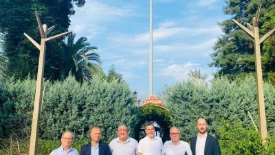 Artvin Ticaret Borsası Yüksek İstişare Kurulu Başkanı ve üyeleri, çay