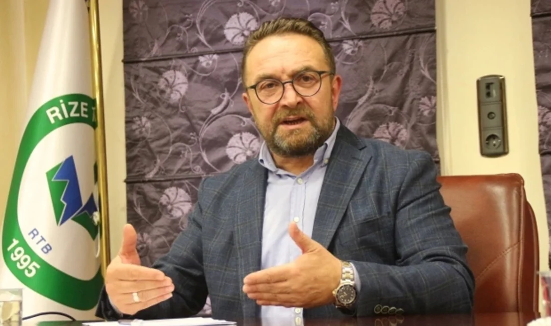 Rize Ticaret Borsası (RTB) Başkanı Mehmet Erdoğan, Prof. Dr. İlber