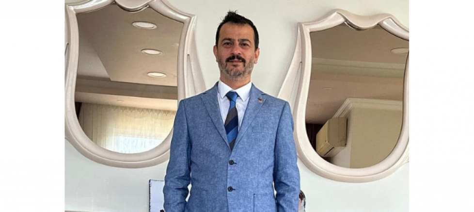 Akit TV ekranlarında Zafer Partisi Genel Başkanı Prof. Dr. Ümit