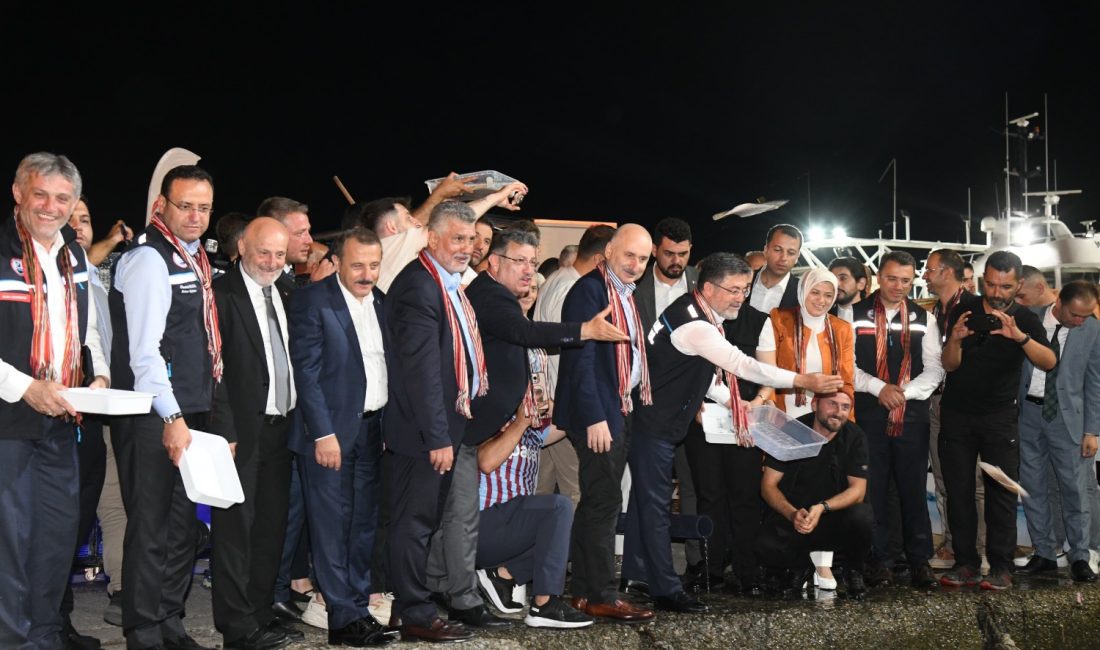 2025-2026 Su Ürünleri Av Sezonu’nun açılış törenine katılan Trabzon Büyükşehir
