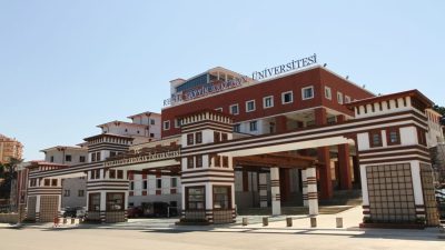 RTEÜ Yabancı Diller Yüksekokulu, yabancı dil eğitimi alanında dünyanın önde