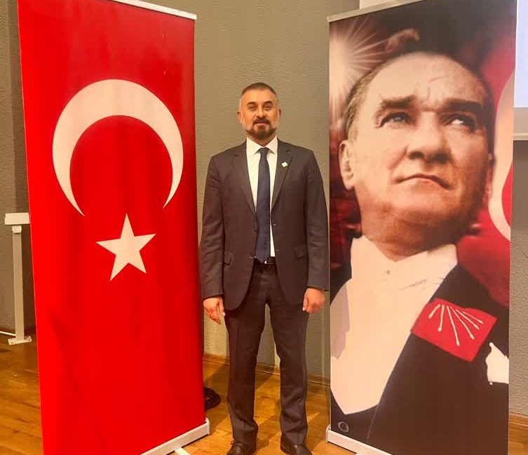 Cumhuriyet Halk Partisi Mezitli İlçe Başkanı Ulaş Yılmaz, partinin kuruluşunun