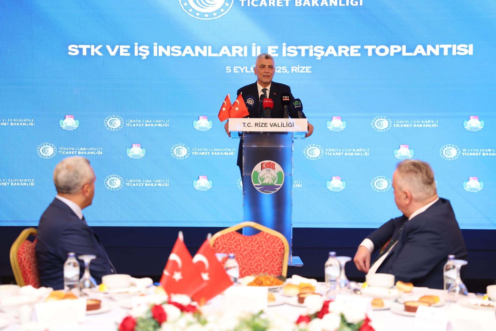 Ticaret Bakanı Prof. Dr. Ömer Bolat, Rize programı kapsamında STK