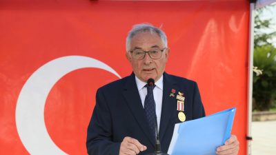 Rize'de 19 Eylül 'Gaziler Günü' kapsamında Rize Valiliği tören alanında