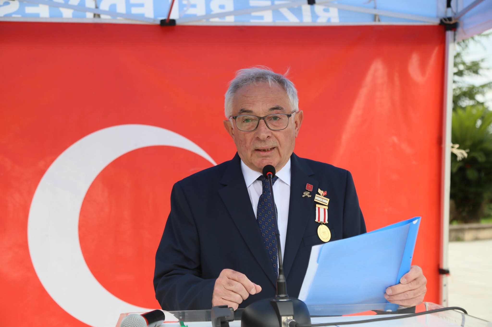 Rize'de 19 Eylül 'Gaziler Günü' kapsamında Rize Valiliği tören alanında