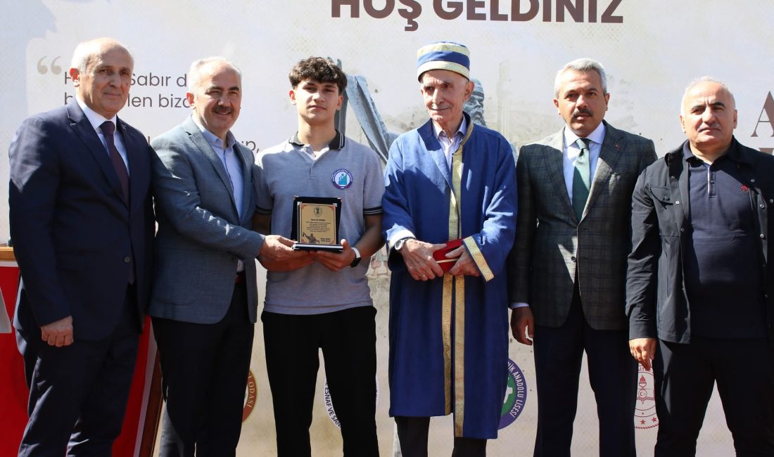 Rize  Belediye Başkanı Rahmi  Ahilik haftası dolayısıyla Rize, Borsa