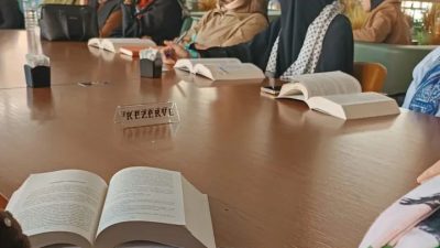 Kitap ve Muhabbet buluşmalarında bu ay, katılımcılar 1900’lü yılların başlarına