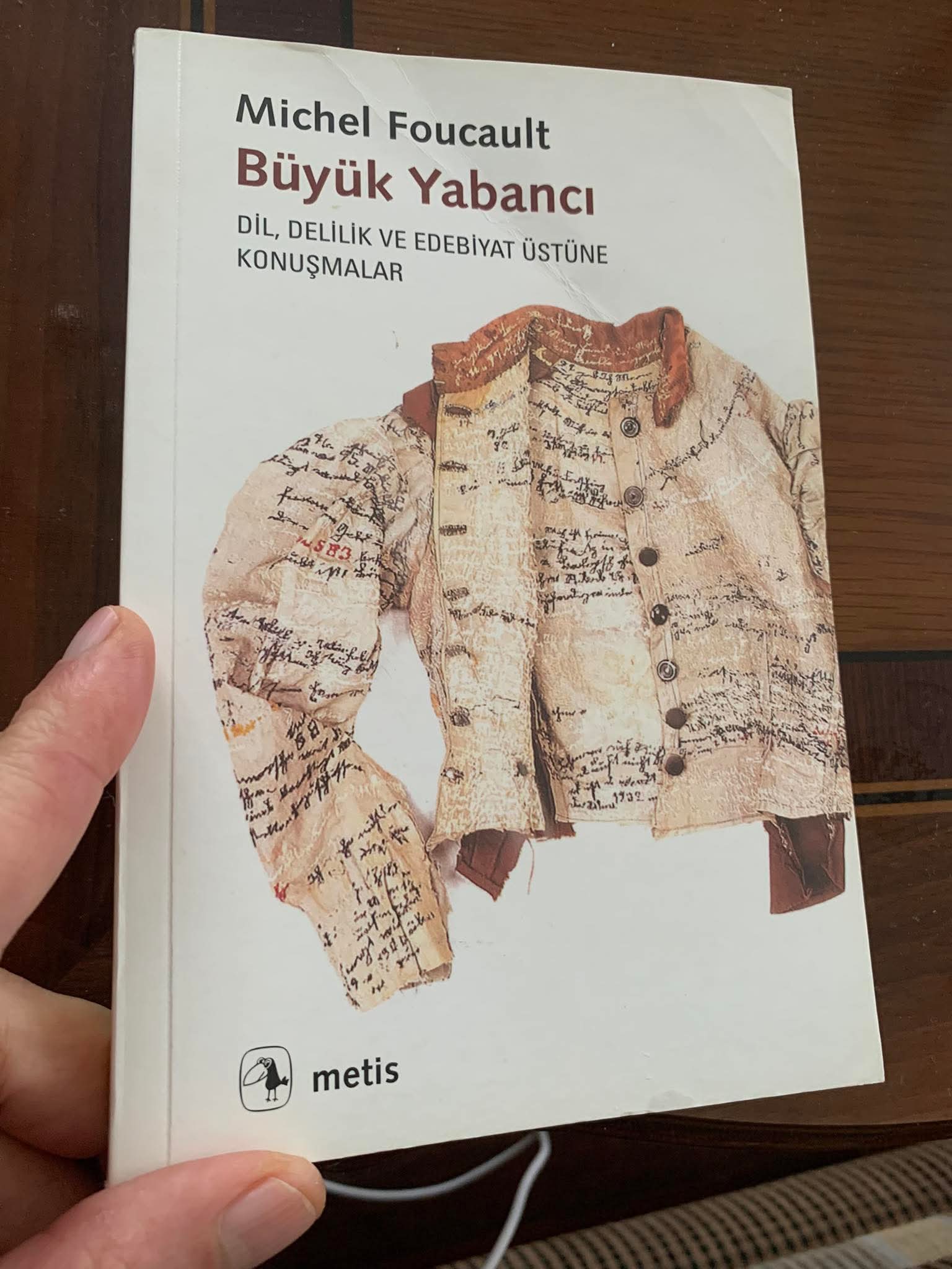 BÜYÜK YABANCI: Dil, Delilik ve Edebiyat Üzerine Denemeler