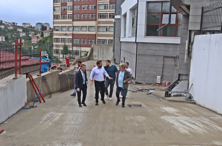 Gençlik ve Spor Bakanlığı Yatırım İşlerinden Sorumlu Bakan Müşaviri Bora