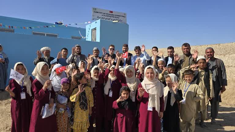 Hayırsever iş adamlarının katkıları KYDD desteği ile Anavatandan Güney Türkistan