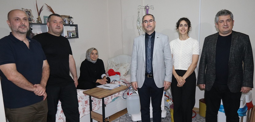 Rize’de böbrek yetmezliği tedavisi gören Eda Gül Genç (27), evine