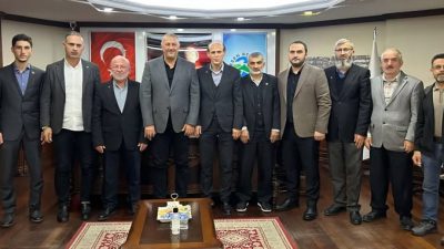 Saadet Partisi Rize İl Başkanı Av. Muhammet Kaçar, beraberindeki heyetle
