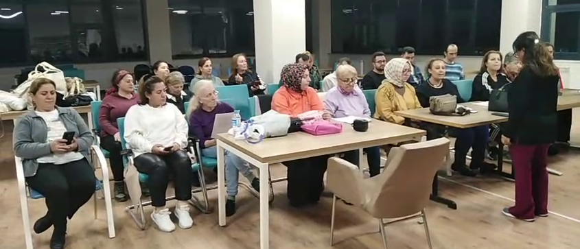 Rize Belediyesi’nden Cumhuriyet Bayramı’na Özel Müzik Korosu Gençlik Merkezinde Provalar Başladı, Sahne İsmail Kahraman Kültür Merkezi’nde Kurulacak