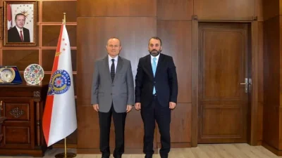 Rize İl Müftüsü Naci Çakmakçı, İl Emniyet Müdürü Murat Türesin’i