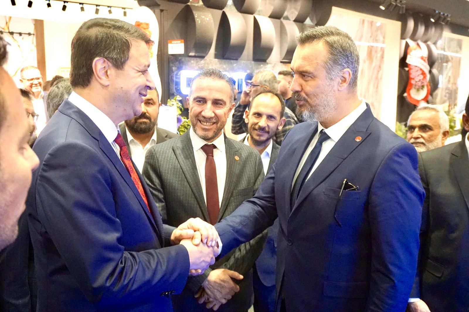 Kayseri Mobilya Fuarı’nda düzenlenen buluşmada, Saadet Partisi Kayseri İl Başkanı