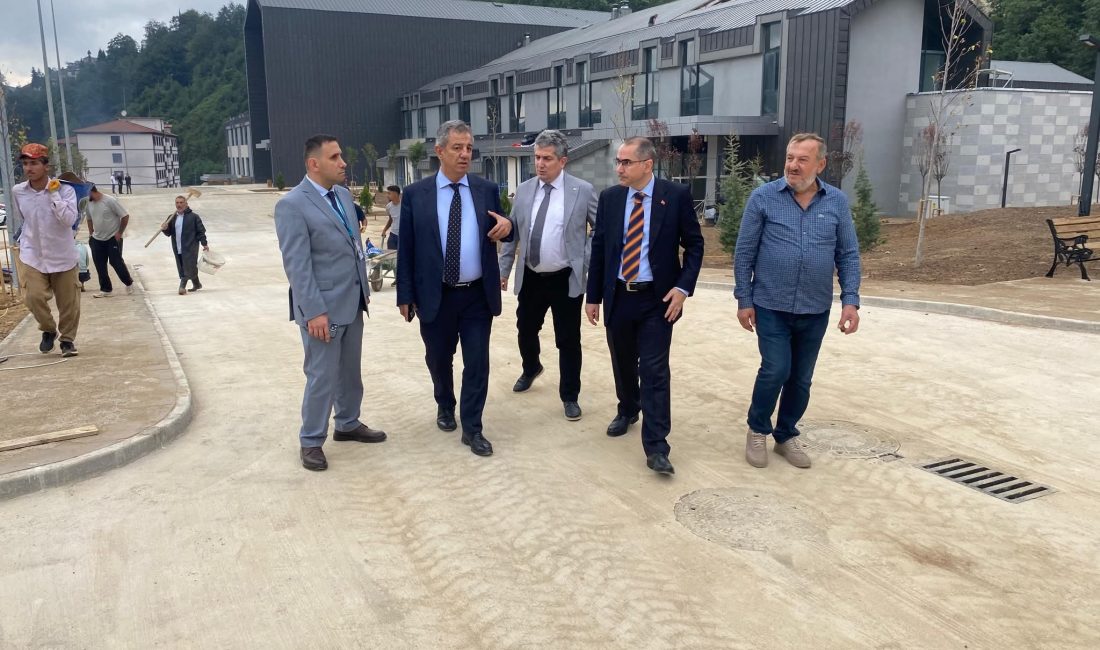 Sağlık Yatırımları Genel Müdürü Mehmet Fidan, yapımı tamamlanmak üzere olan