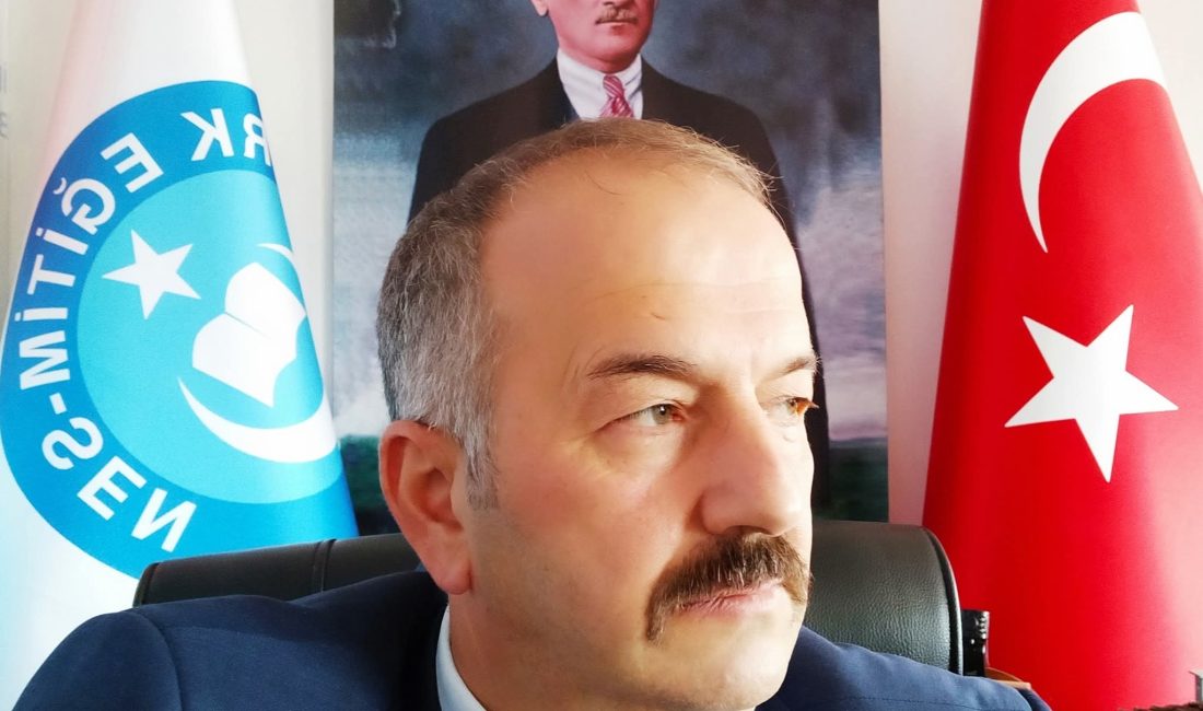 Rize Merkez’de Trafiğin Rahatlaması İçin Acilen Dal-Çık Yapılmalı Türkiye Kamu-Sen Rize İl Başkanı Murat Köseoğlu, Rize'deki artan trafik