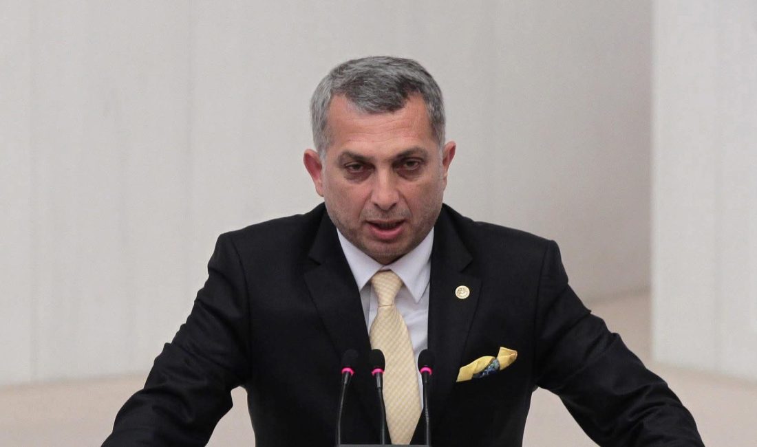HER SABAH OPERASYONLA UYANIYORUZ  DOĞAL OLARAK SOKAK SORUYOR 
NELER OLUYOR?