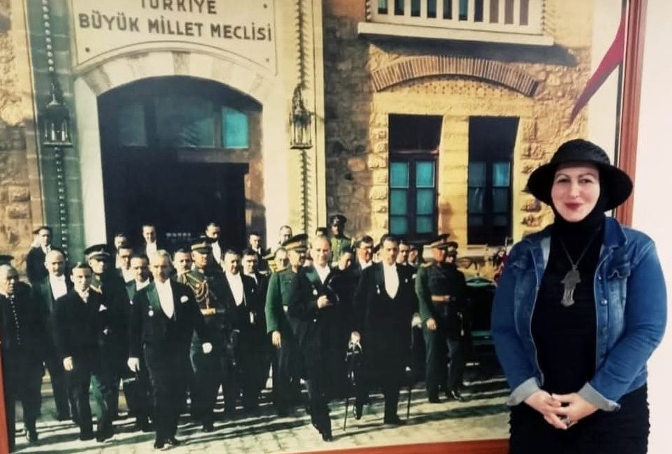 DOĞUM GÜNÜN KUTLU OLSUN TÜRKİYE’M 102 yıl önce bugün “Sofrada seçim heyecanı vardı, herkes birbirine