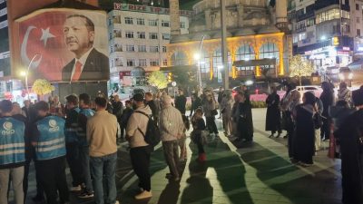 İsrail’in Sumud Filosu’nu durdurması üzerine Anadolu Gençlik Derneği (AGD) ve