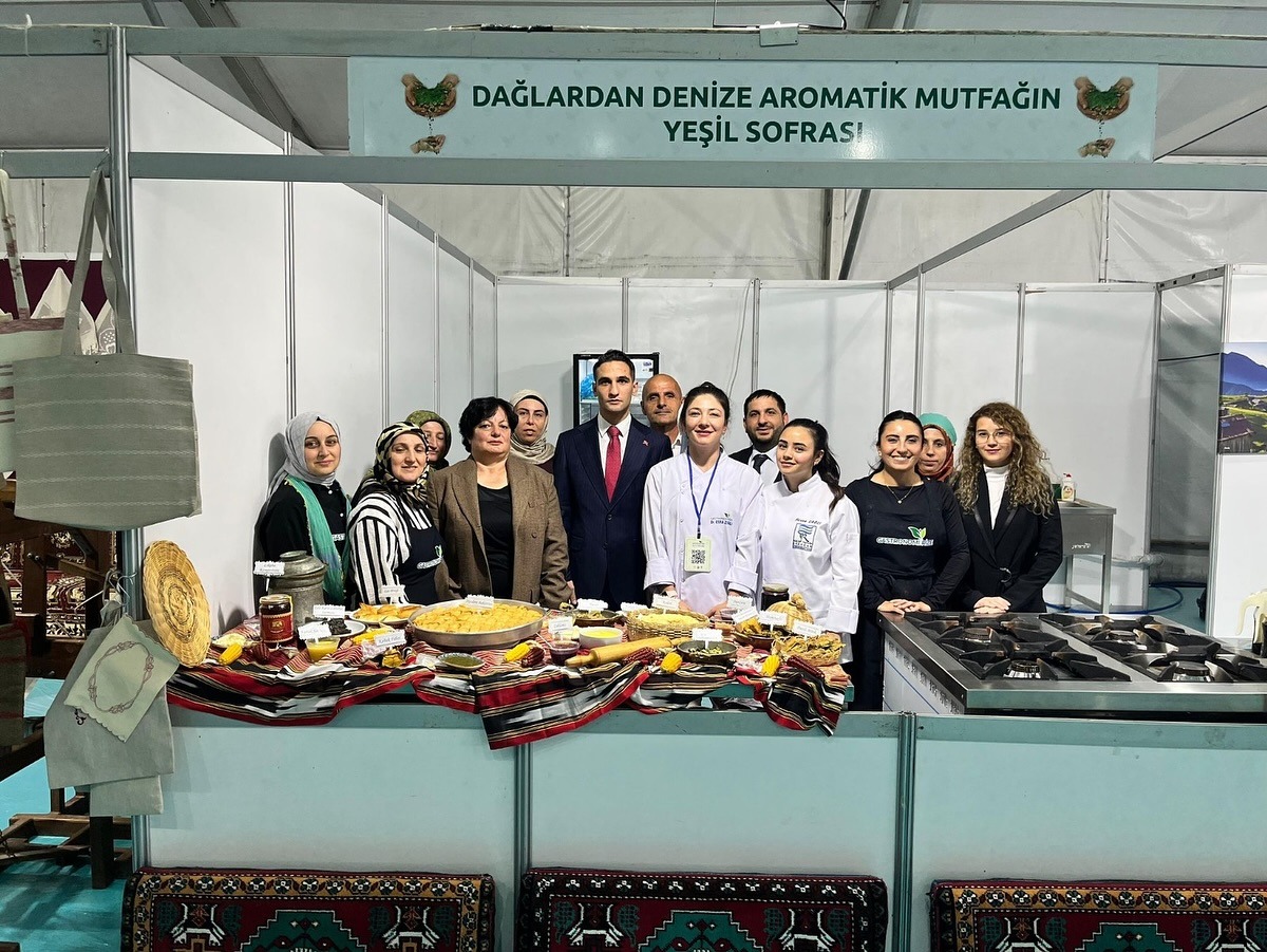 İKİZDERE’PEPEÇURA’’ İLE BİRİNCİ OLDU