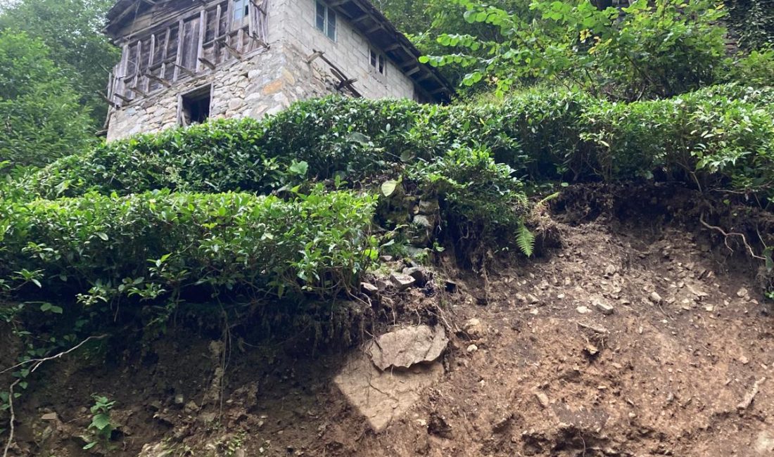 İKİZDERE-ŞİMŞİRLİ KÖYÜNDE MEYDANA GELEN HEYELANDA ÖZEL İDARE TARAFINDAN DUVAR YAPILMASI