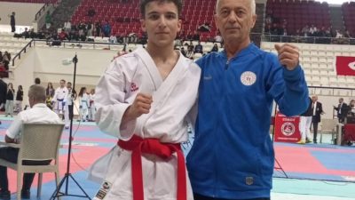 Elazığ’da düzenlenen Türkiye Ümit, Genç ve U21 Karate Şampiyonası’nda Rizeli