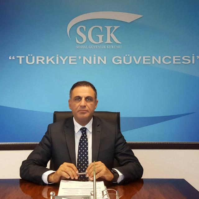 Levent Durmuş: “Kayıt dışı istihdam sürdürülebilir sosyal güvenliğin önündeki en büyük engel” Rize Sosyal Güvenlik İl Müdürü Levent Durmuş, 2025 yılı Rehberlik