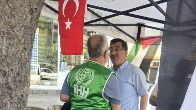 Saadet Partisi Payas İlçe Başkanı Ramazan Öksüz, Payas İHH tarafından