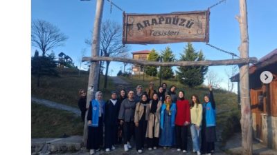 Rize Müftülüğü Gençlik Koordinatörlüğü öncülüğünde, üniversiteli gençlerin katılımıyla Güneysu Arapdüzü
