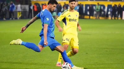 Maça hızlı ve etkili başlayan Yeşil-Mavililer, ilk yarıyı 2-0 önde