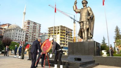 Türkiye Cumhuriyetinin kurucusu Gazi Mustafa Kemal Atatürk ölümünün 87. yıl